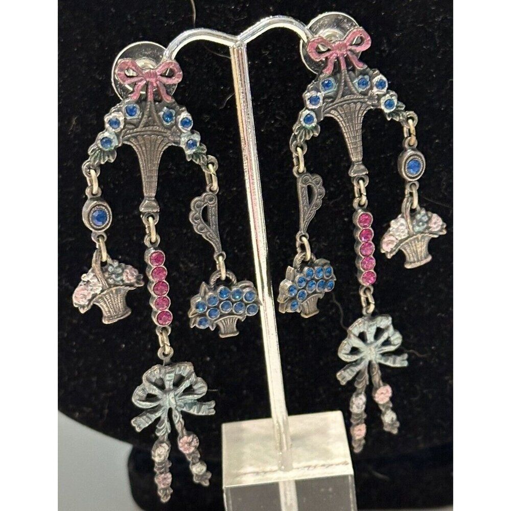 Antiqued Silver Tone Dangle Chandalier Earrings Rhinestone Baskets Bows